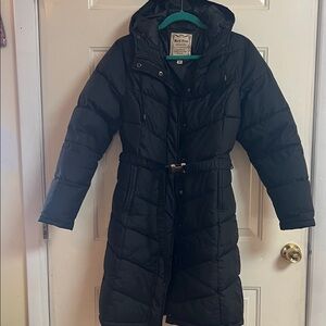 Red Fox Black Puffer Coat with Hood size medium red fox brand